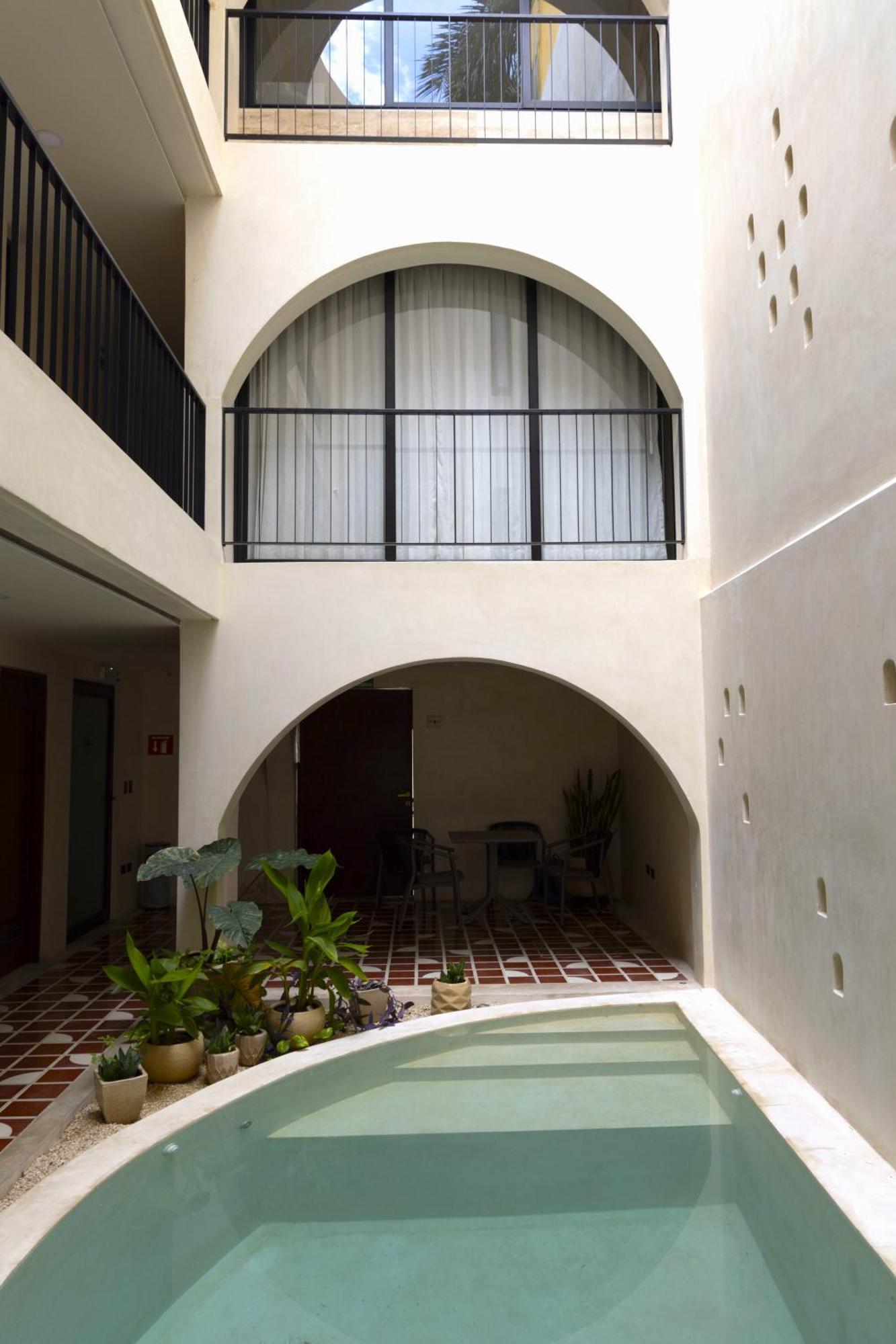 Meson Santa Lucia Hotel Merida Bagian luar foto